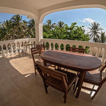 דירות סקלאק Caribbean Casa Blanca מראה חיצוני תמונה