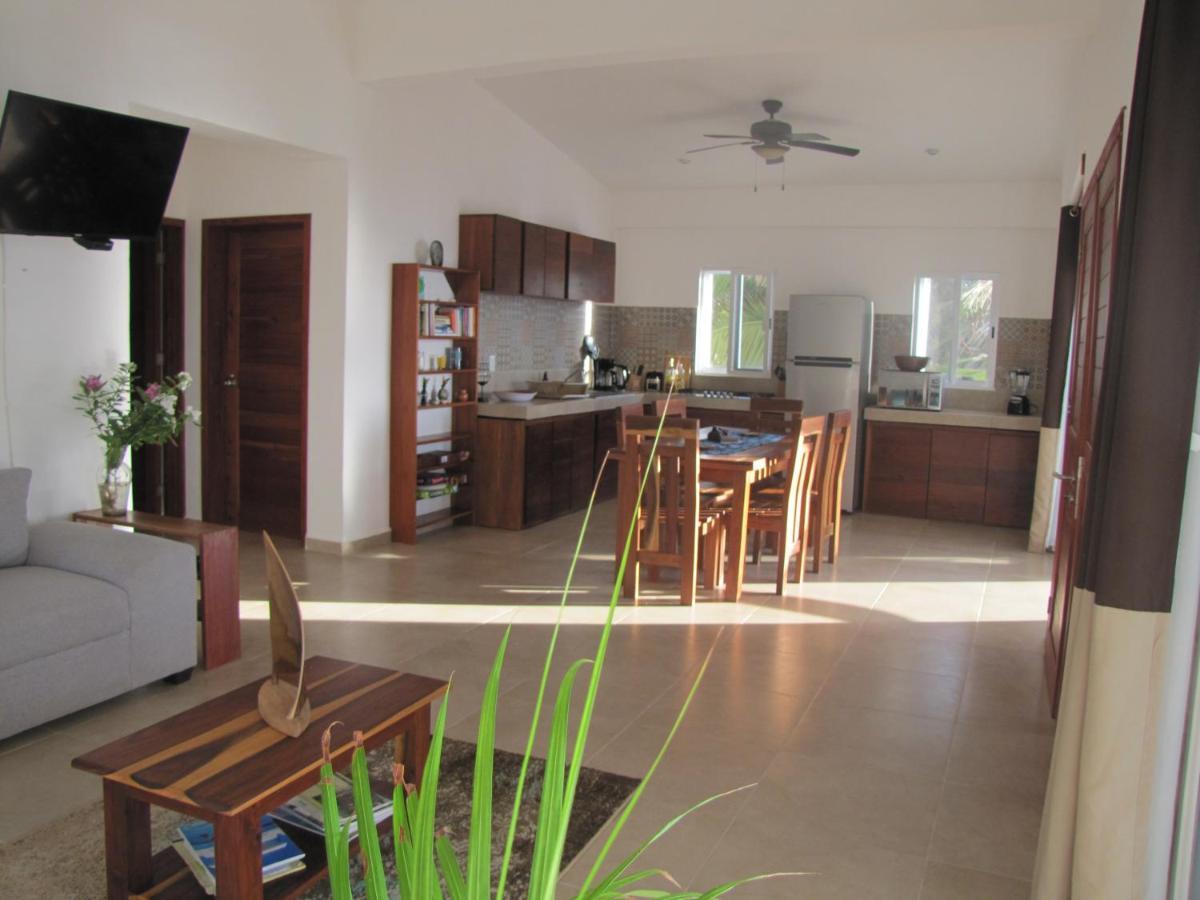 דירות סקלאק Caribbean Casa Blanca מראה חיצוני תמונה