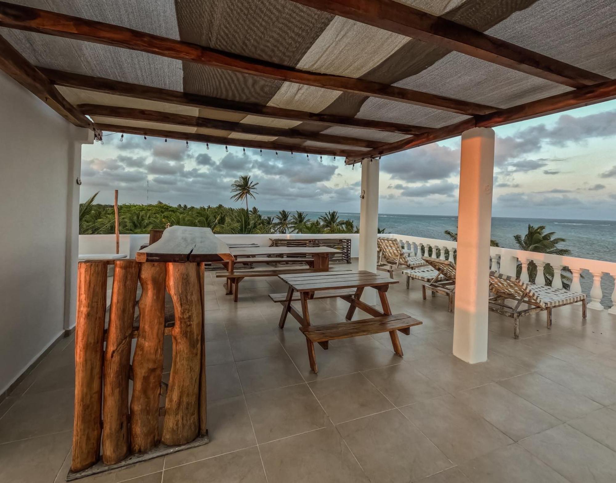 דירות סקלאק Caribbean Casa Blanca מראה חיצוני תמונה